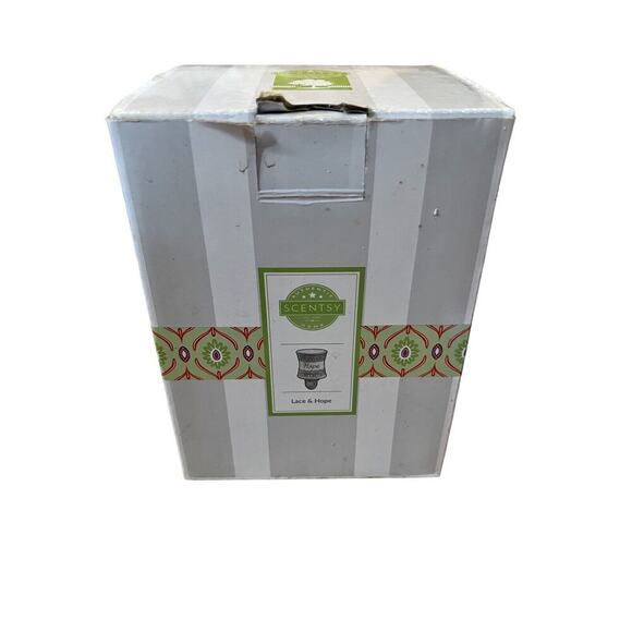 Scentsy Lace & Hope Wall Plug In Wax Warmer - Retired - New in Box - Picture 7 of 9
